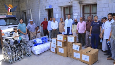 La Corporación Pública de Telecomunicaciones Dona Medicamentos y Suministros Médicos al Hospital 21 de Septiembre en Hodeidah