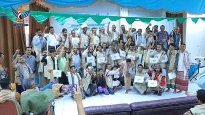 En Al Hudaydah concluyeron dos cursos de capacitación para dirigentes de cooperativas, con participantes de varias gobernaciones.
