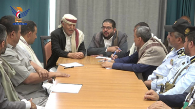Discusión de planes para mejorar los servicios y la preparación para Eid al-Adha en Ibb