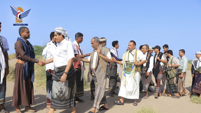Al-Hudaydah: Al-Bashari y Al-Kabari visitan a las tropas en Al-Durayhimi y la Costa Oeste