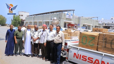 El Grupo Hermanos Thabet dona medicamentos por valor de 20 millones de riales al Hospital Al-Thawra en Hodeidah