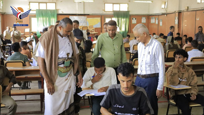 El Gobernador de Hodeidah inaugura los exámenes ministeriales para institutos técnicos y vocacionales