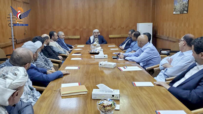 El Ministro de Petróleo inspecciona las operaciones y la disciplina en la empresa Safer