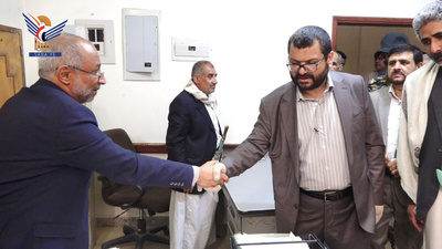 El Ministro de Salud inspecciona la asistencia del personal del Ministerio tras la festividad del Eid