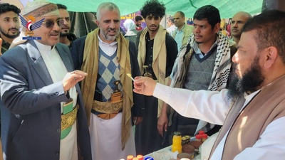 Al-Sama'i visita el Festival de la Miel de Yemen y destaca el apoyo a las familias productivas como piedra angular para el desarrollo de la economía nacional