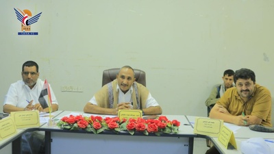 La Junta Directiva de la Corporación de Agua y Saneamiento de Hodeidah analiza los planes de desarrollo y los indicadores de desempeño del servicio