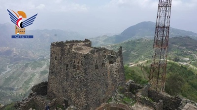 La Autoridad de Antigüedades y Museos toma posesión de la histórica fortaleza de Qaradha. en el distrito de Najrah, Hajjah