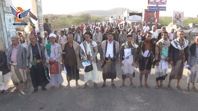 Lahj... Tres manifestaciones multitudinarias en Al-Qubaytah reafirman firmeza y preparación para la próxima ronda