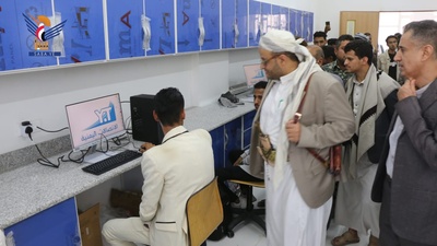 المساوى يفتتح معامل الأمن السبراني والذكاء الاصطناعي بفرع جامعة تعز - الحوبان