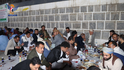 Desayuno grupal en la prisión central de Ibb para promover la solidaridad social con los reclusos