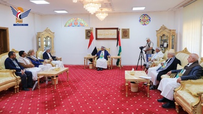 El Presidente del Consejo de Parlamento se reúne con el Primer Ministro interino, Allamah Muftah
