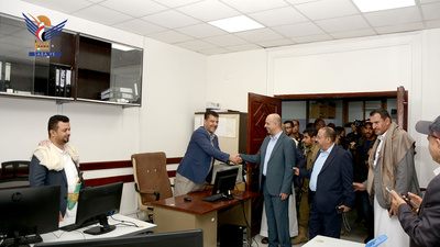 El Viceministro de Comunicaciones inspecciona la asistencia de los empleados tras la festividad de Eid al-Fitr