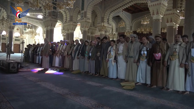 Procesión fúnebre del mártir Wadhah Al-Imad, del distrito de Harib Al-Qaramish, Ma'rib