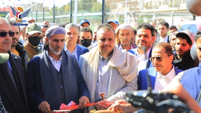 El Primer Ministro Muftah inauguró la Exposición de Automóviles y Motores en Sanaá