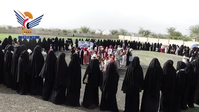 Vigilias de mujeres en Taiz en apoyo a la resistencia y condena de la tiranía estadounidense-sionista