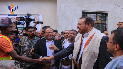 Lanzamiento de un proyecto para proporcionar ropa nueva a los trabajadores de saneamiento y el mantenimiento de los contenedores de basura en las calles y parques de la capital
