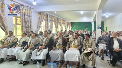 Abdul Jabbar y Al-Bashiri visitan a participantes del curso de capacitación sobre planificación y trabajo de desarrollo en Saada