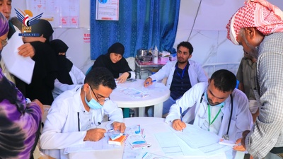 Concluye el campamento médico gratuito para pacientes con enfermedades cardíacas y diabetes que se celebró en el Hospital Al-Thawra de Hodeidah.