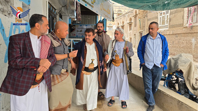 Municipio de Sanaá: Ropa de Eid y comidas de Iftar distribuidas a los pobres del distrito de Azal