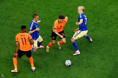 Holanda golea a Suecia 5-1 en partido del Mundial