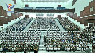 Evento conmemora el fin del año académico para estudiantes de las escuelas de ciencias sharia y de generación coránica en Hodeidah