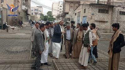 المحاقري وعباد يتفقدان مستوى تنفيذ مشروع ترميم شوارع حي الأمناء بأمانة العاصمة