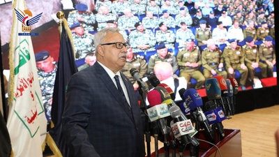 El Dr. Bin Habtoor y Allama Muftah participan en la conmemoración del aniversario del mártir General de División Taha Al-Madani