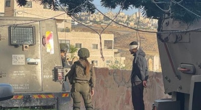 العدو الإسرائيلي يعتقل 14 فلسطينيا بينهم سيدة وأسير محرر من الضفة والقدس