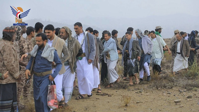 Visitas de delegaciones de la gobernación de Ibb a las tropas desplegadas en los frentes de Taiz y Dhale con motivo del Eid